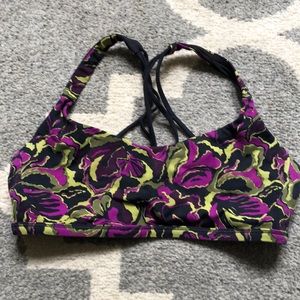 Lululemon sports bra